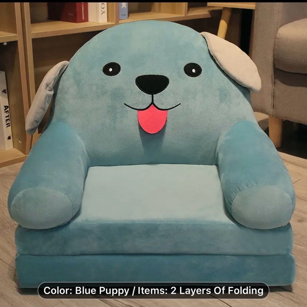 NEW fold out puppy chair